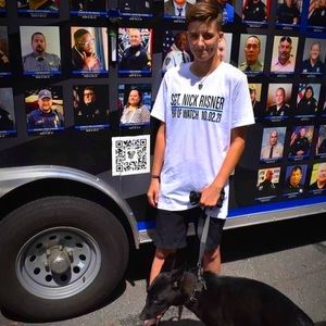 Meet your Posher, Santana